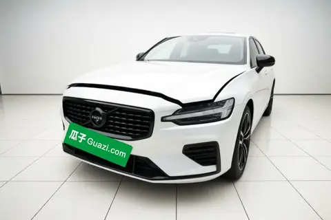 Volvo S60 2021