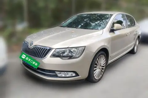 Skoda Superb 2013