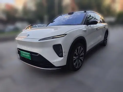 NIO ES8 2024