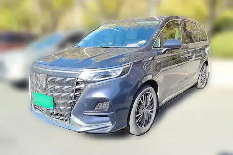 Roewe iMAX8 2023