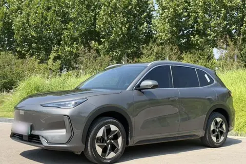 Geely E5 2025