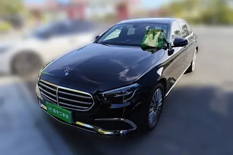 Mercedes-Benz E-Class 2023