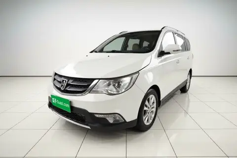 Baojun 730 2015
