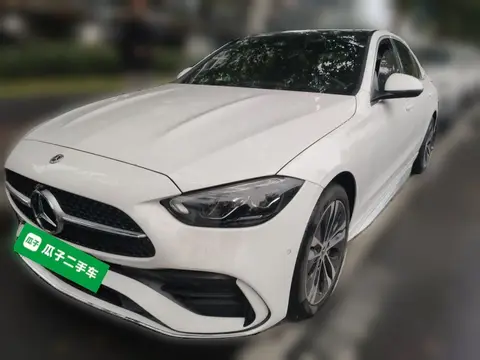 Mercedes-Benz C-Class 2024