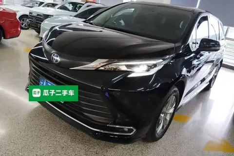 Toyota SIENNA 2023