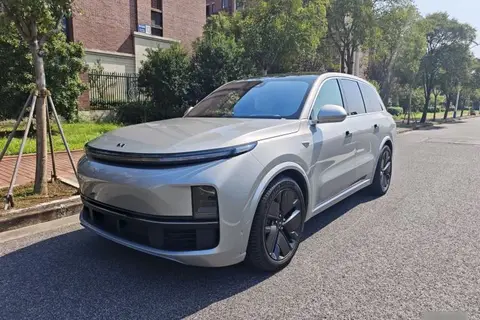 Li L8 2022