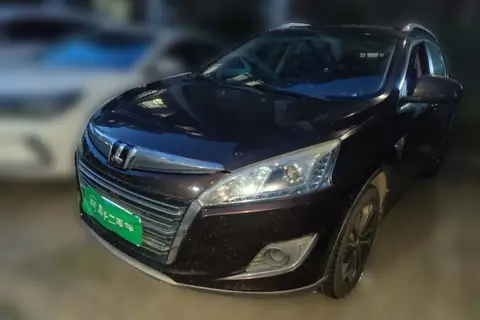 Luxgen U6 SUV 2014
