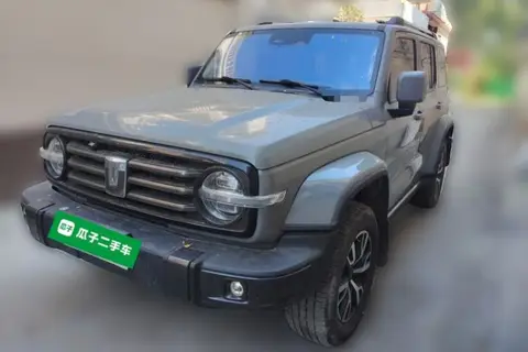 TANK 300 2022