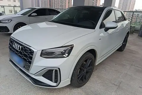 Audi Q2L 2022