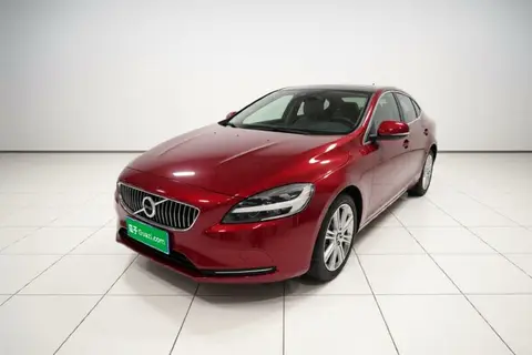 Volvo V40 2017