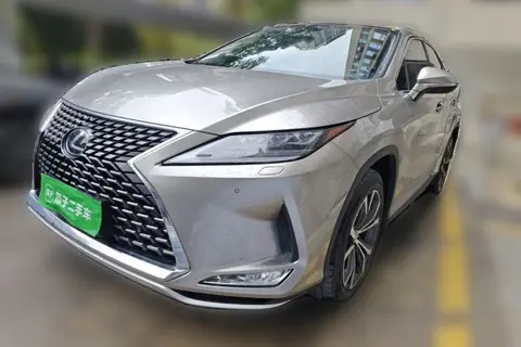 Lexus RX 2021
