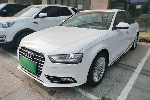 Audi A4L 2015