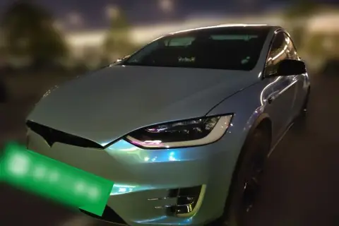 Tesla Model X 2016