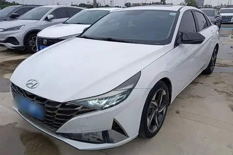 Hyundai Elantra 2021