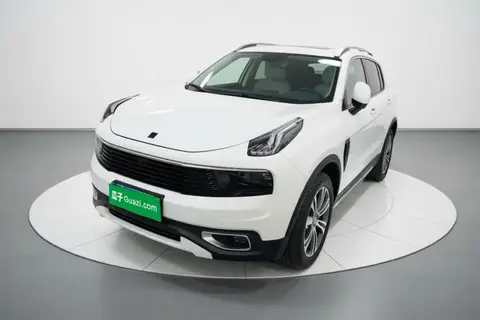 Lynk & Co 01 2020