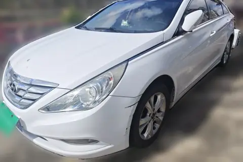 Hyundai Sonata 2012