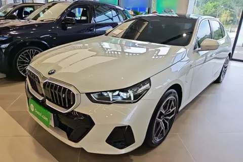 BMW i5 2025