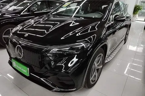 Mercedes-Benz EQS SUV 2024
