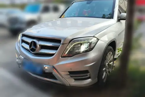 Mercedes-Benz GLK-Class 2011