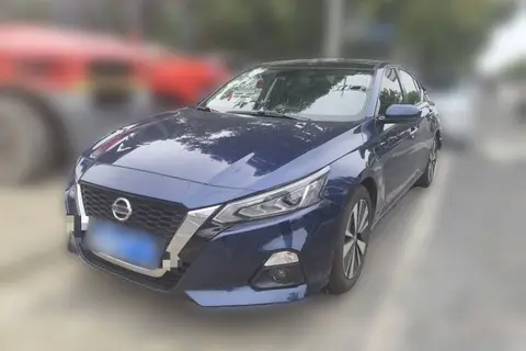 Nissan Teana 2022