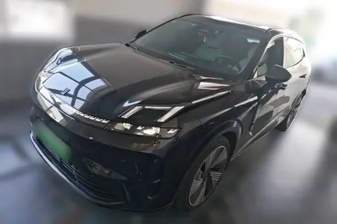 Lynk & Co 08 EM-P 2023