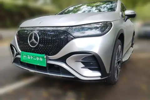 Mercedes-Benz EQE SUV 2023
