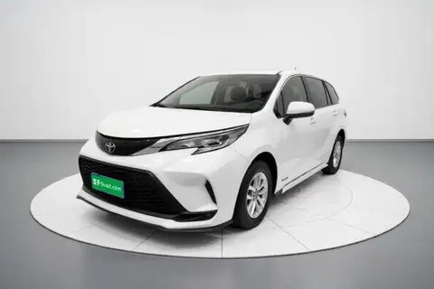 Toyota Granvia 2024