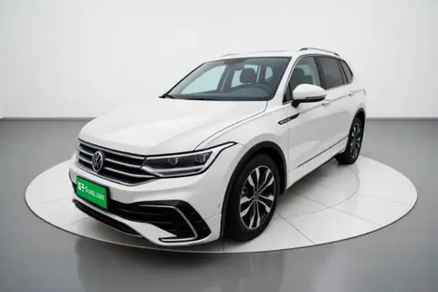 Volkswagen Tiguan L 2021