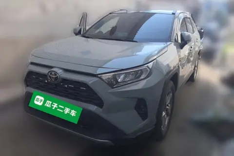 Toyota RAV4 2021