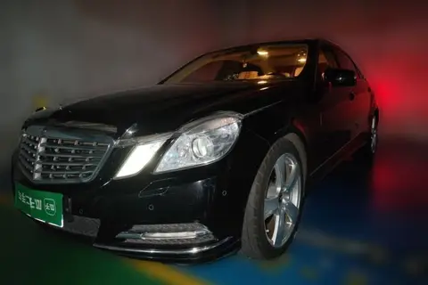 Mercedes-Benz E-Class 2013