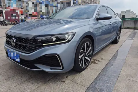 Volkswagen Passat 2021