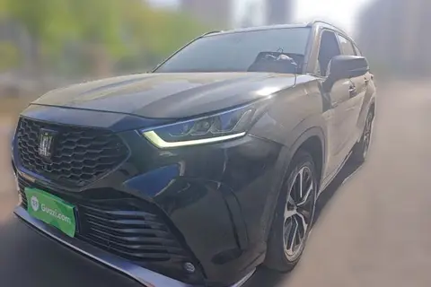 Toyota Crown Kluger 2022