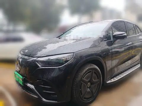 Mercedes-Benz EQE SUV 2023