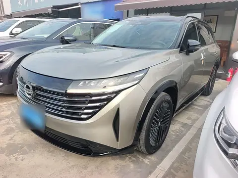 Nissan Pathfinder 2024