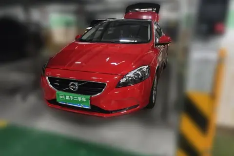 Volvo V40 2014