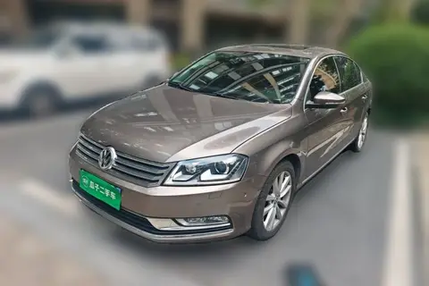 Volkswagen Magotan 2013
