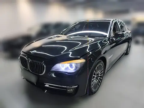 BMW 7 Series 2011