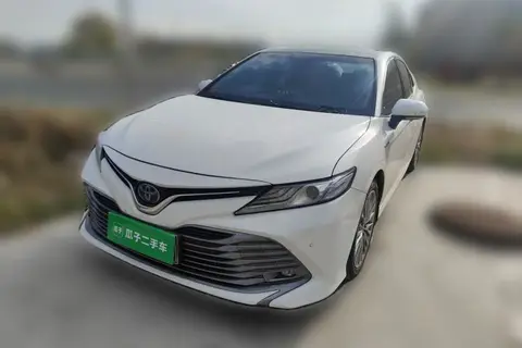 Toyota Camry 2021
