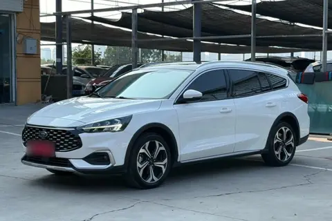 Ford Focus Active 2021