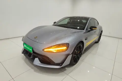 Xiaomi SU7 Ultra 2025