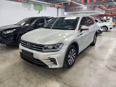 Volkswagen Tiguan L 2020
