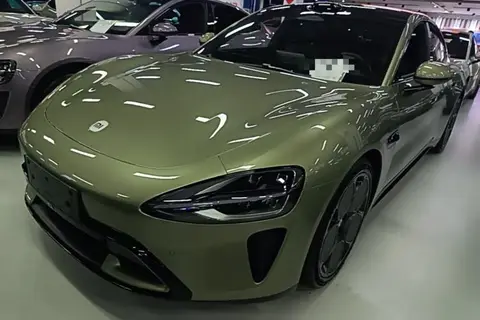 Xiaomi SU7 2025
