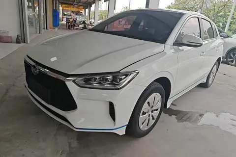 BYD e2 2020