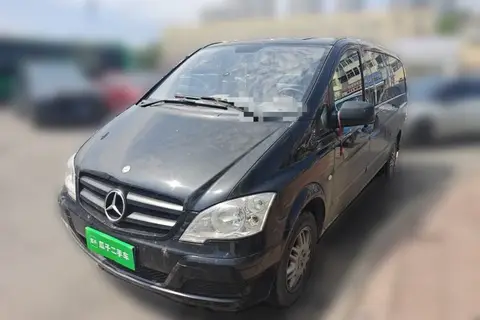 Mercedes-Benz Vito 2013