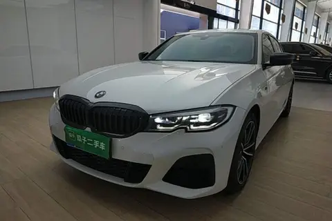 BMW 3 Series 2021