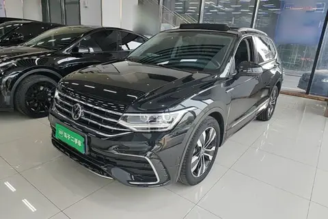 Volkswagen Tiguan L 2023