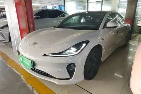 IM Motors L6 2025