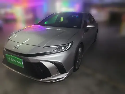 Toyota Camry 2025