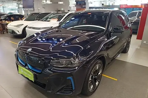 BMW iX3 2021