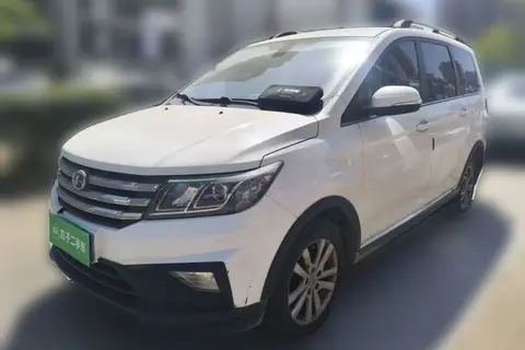 BAIC M70 2018